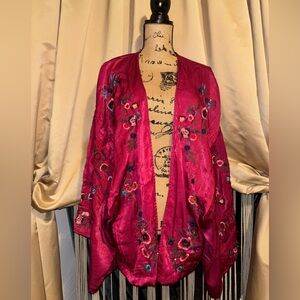 🪷FREE PEOPLE 🪷VINTAGE SATIN EMBROIDERED KIMONO🪷